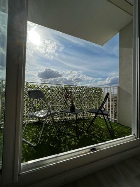 Evasion Familiale & Appartement Convivial Et Chaleureux 에피네쉬르세느강 외부 사진